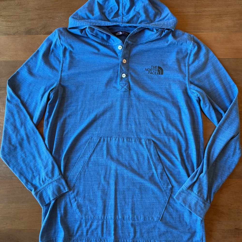 North Face Long Sleeve Hooded Shirt - Men’s Large